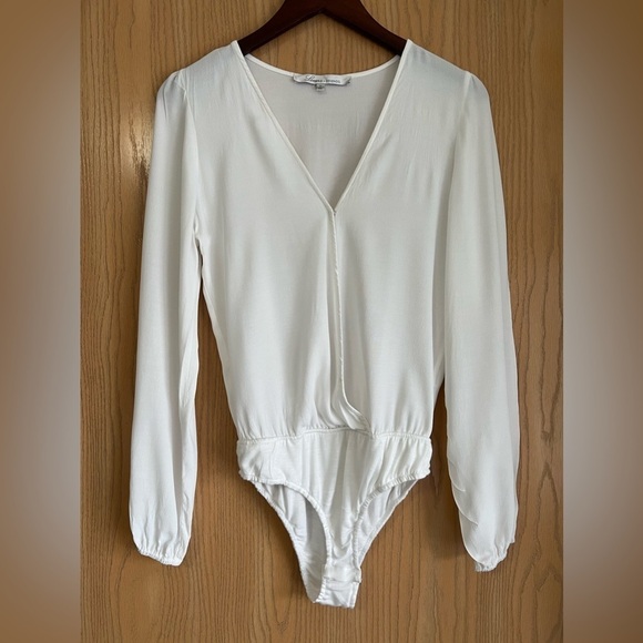 Lovers and Friends Revolve Long Sleeve White Bodysuit Small Surplice Wrap - Picture 1 of 9
